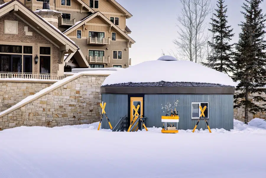 The Après Lounge